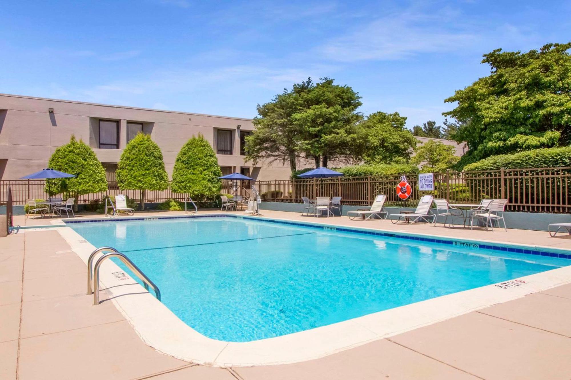 Clarion Asheville Airport 3* Fletcher